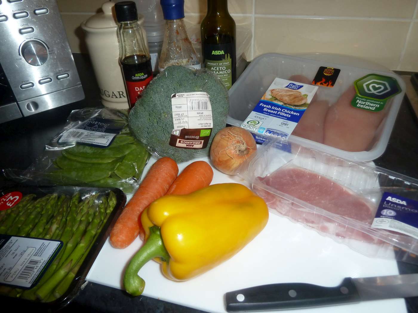 Slimming World: Thrown together chicken noodle stir fry – Queen of Fire